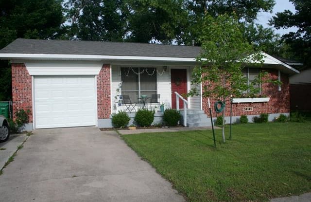 2018 Shawnee Street - 2018 Shawnee Street, Denton, TX 76209