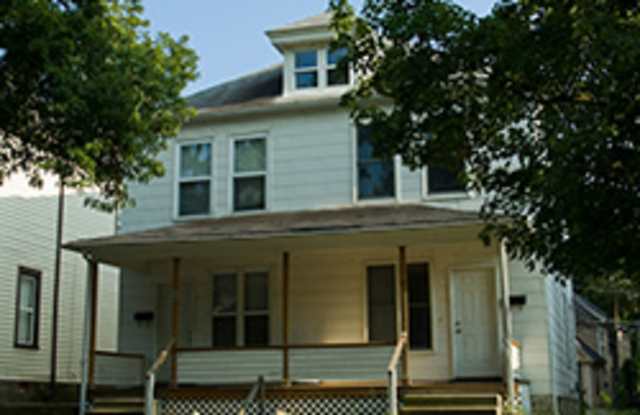61 West Maynard Avenue Gallery 3
