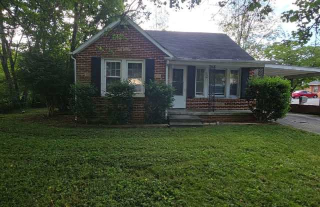 Spacious 2-Bedroom One-Level Home with Carport and Large Backyard photos photos