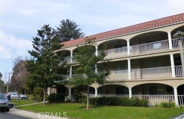 4001 Calle Sonora - 4001 Calle Sonora, Laguna Woods, CA 92637