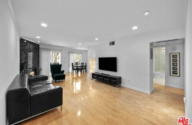 1515 S Beverly Dr photos photos