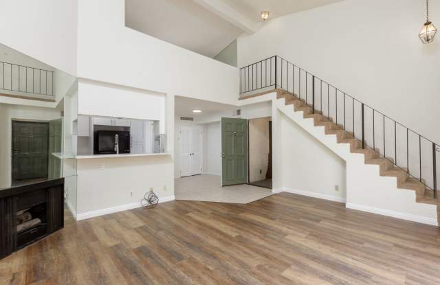 Spacious 2-Bedroom, 2.5-Bath Condo in Canoga Park photos photos