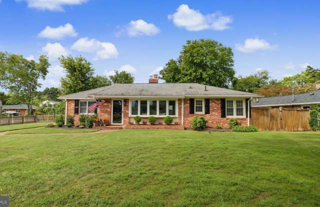 1514 SHENANDOAH Road Gallery 1