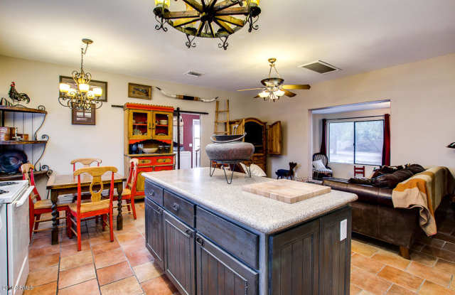 2632 E CAMINA PLATA -- - 2632 East Camina Plata, Gilbert, AZ 85298