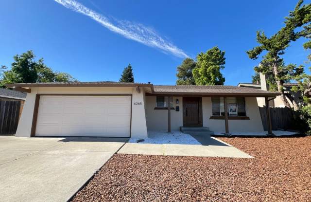 SPACIOUS 3 BEDROOM HOUSE IN PLEASANTON!!! photos photos