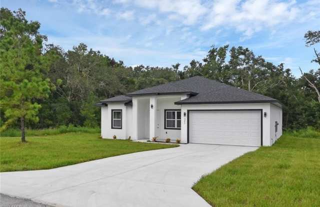 205 Australian Dr Gallery 1