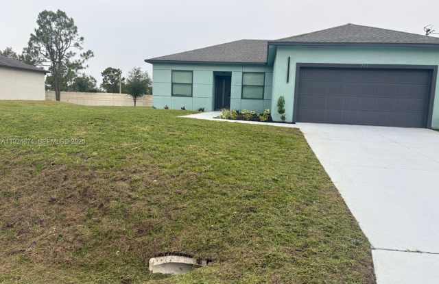 710 Bedford Point Ave photos photos