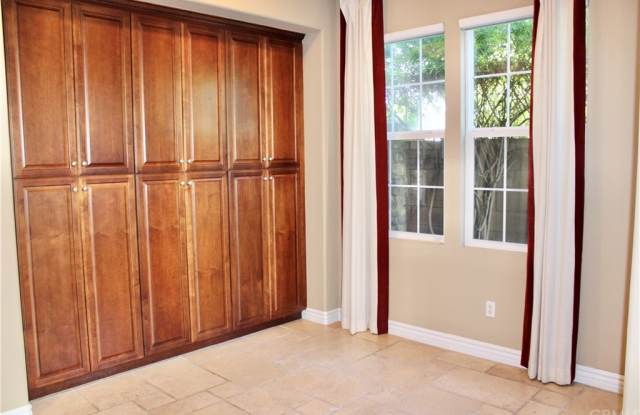 3302 Crescent Way Gallery 4