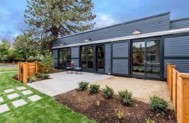 Modern Cottage in Prime Downtown Bend Location! photos photos