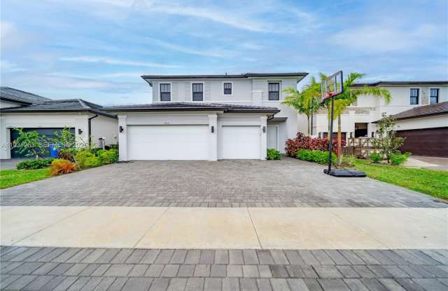 4416 SW 174th Ave photos photos