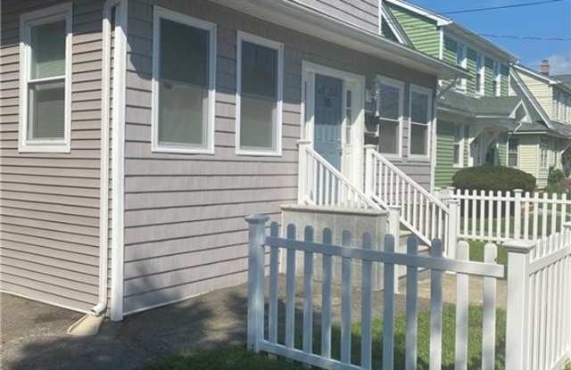 35 Barnum Terrace Gallery 2