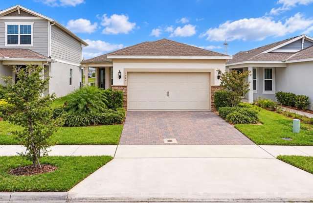 1872 SUMMER SERENITY Drive Gallery 1