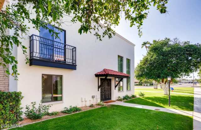 7676 E MINNEZONA Avenue - 7676 East Minnezona Avenue, Scottsdale, AZ 85251