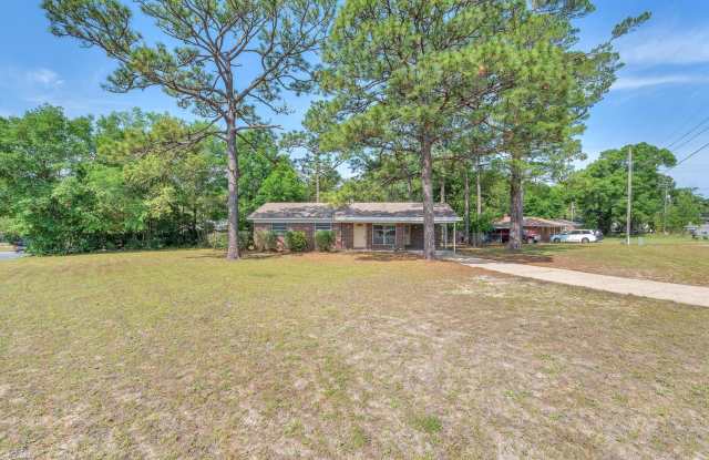 Updated Kitchen and Oversized Yard! photos photos Updated Kitchen and Oversized Yard! photos photos
