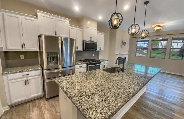 11052 Chalkbark Ln Gallery 2