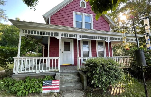 205 Route 163 - 205 Route 163, Oxoboxo River, CT 06382 205 Route 163 - 205 Route 163, Oxoboxo River, CT 06382