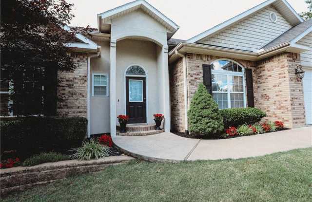 3 Rutland  DR Gallery 3