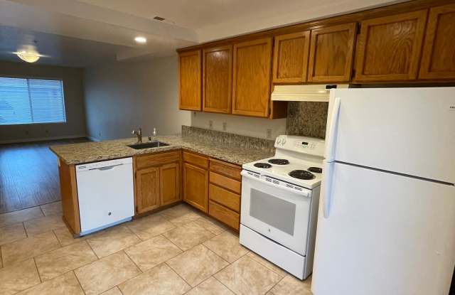 2744 College Avenue - 2744 College Avenue, Livermore, CA 94550