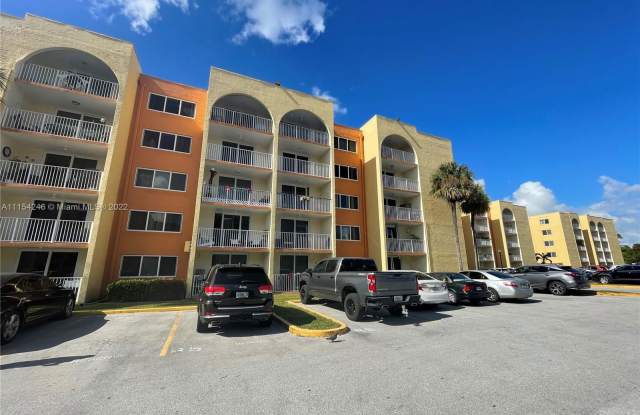 6950 Miami Gardens Drive photos photos
