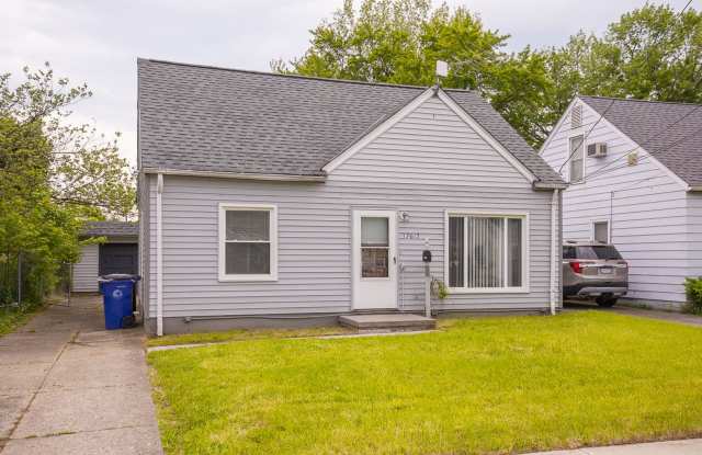 3 bedroom/1 bath Single House! photos photos 3 bedroom/1 bath Single House! photos photos