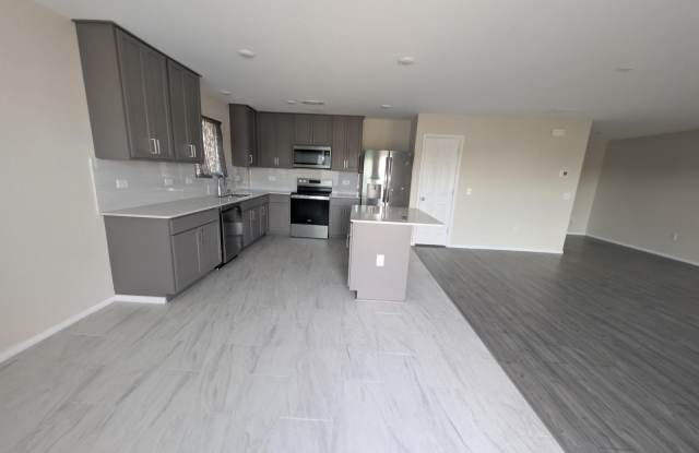 455 N Manchester Street N photos photos
