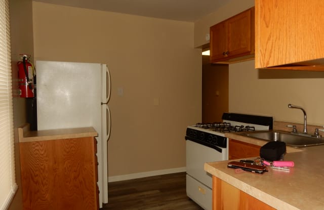 263 S 7th St - 263 South 7th Street, Indiana, PA 15701