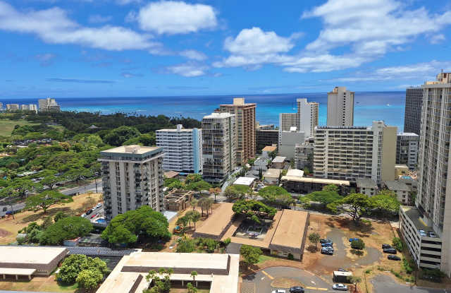 2600 Pualani Way Apt. 2604 Gallery 2