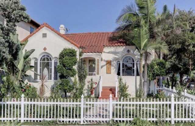 501 Avenue B photos photos