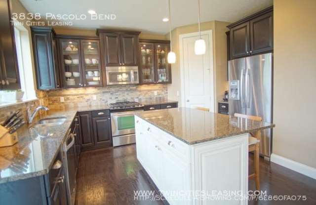 3838 Pascolo Bend Gallery 3
