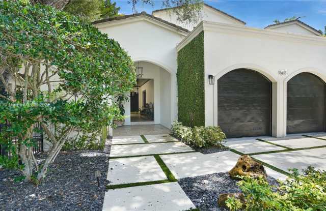 1668 Micanopy Ave photos photos