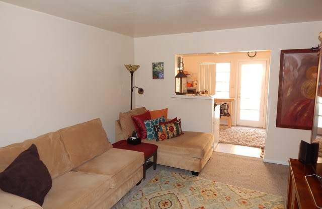 3623 Reynard Way Gallery 3