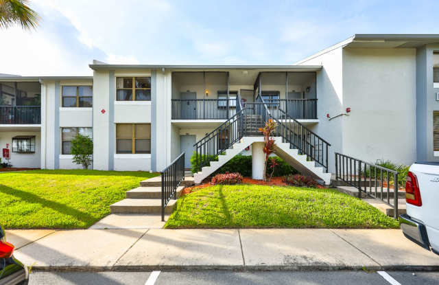 Beautiful 2 Bedroom, 2 Bathroom Condo in a Gated Feather Sound Community photos photos