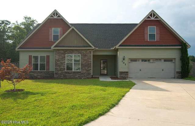 102 Gabriels Way - 102 Gabriels Way, Piney Green, NC 28546 102 Gabriels Way - 102 Gabriels Way, Piney Green, NC 28546