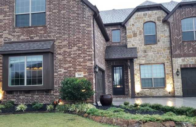3000 Comal Court Gallery 2