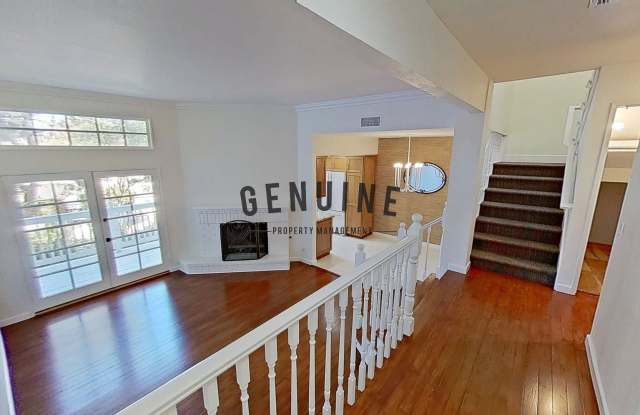 Spacious 2 Story 3Bd 2.5Ba Townhome photos photos