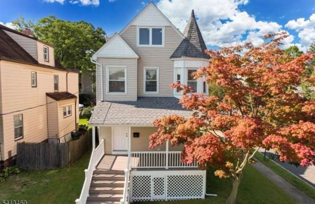 122 N Fullerton Ave photos photos