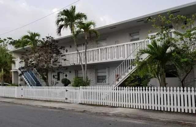 430 N J St - 430 North J Street, Lake Worth, FL 33460