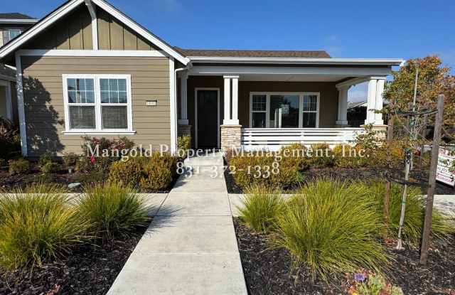 Stunning 3 Bed 2 Bath Home in East Garrison HOA with Fireplace and Yard photos photos