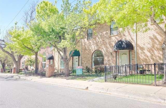 422 W Oak Street photos photos