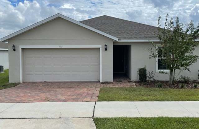 903 Lucerne Loop Road NE - 903 Lucerne Loop Rd NE, Winter Haven, FL 33881