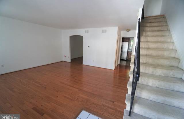 2927 ESPANA COURT Gallery 3