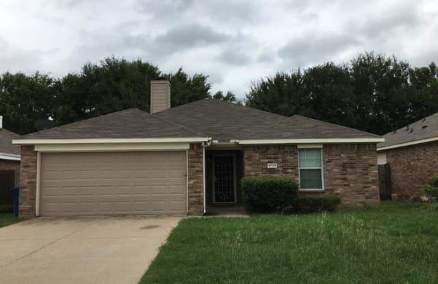 9728 Calle Del Oro Lane - 9728 Calle Del Oro Lane, Dallas, TX 75217