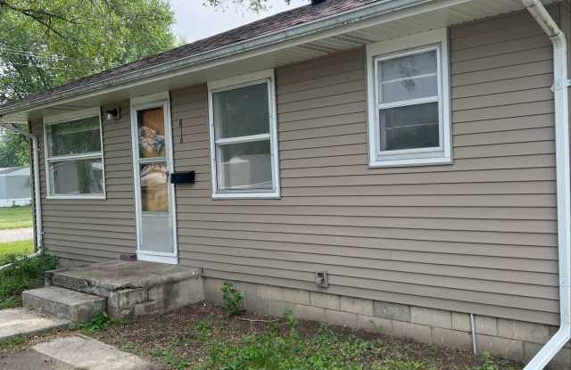 816 Archer Avenue - 816 Archer Avenue, Waterloo, IA 50703