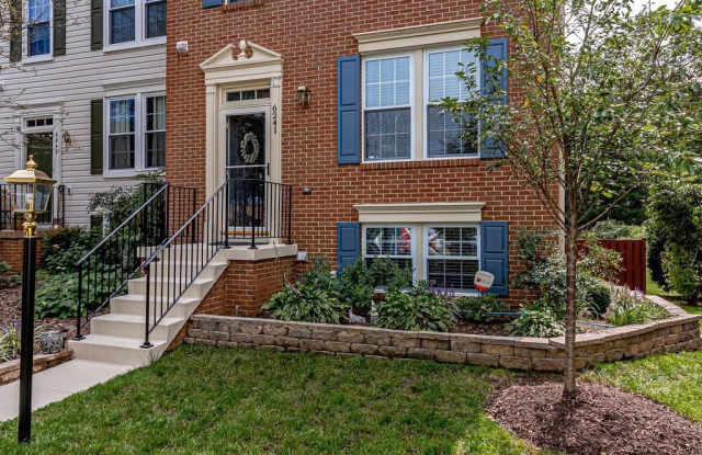 6241 ABBOTTSBURY Row photos photos
