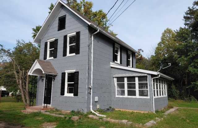 675 Clifton Avenue Gallery 1