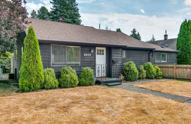 Beautifully Updated Highland Park Home | 3 Bed, 2 Bath + Flexible Bonus Room photos photos