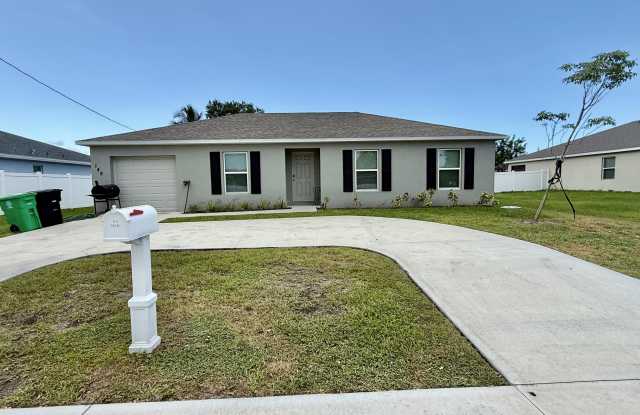 149 SW Becker Road photos photos
