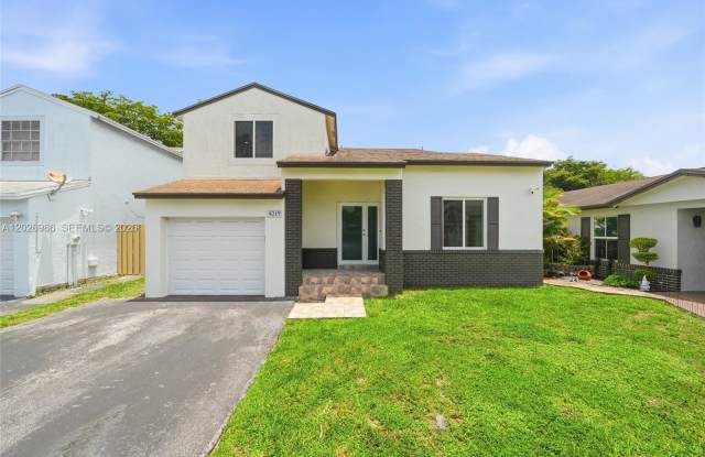 8219 Northwest 192nd Terrace Gallery 1