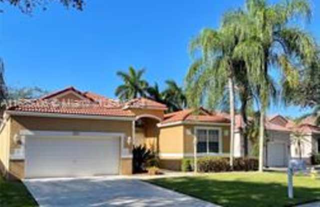 6802 Northwest 81st Court Gallery 3