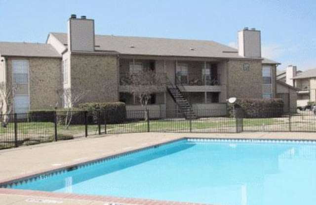 2261 W Buckingham Rd, Garland, TX 75042 - 2261 West Buckingham Road, Garland, TX 75042